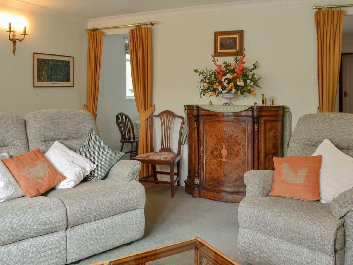 Swallow Barn Villa Chobham  Exterior foto